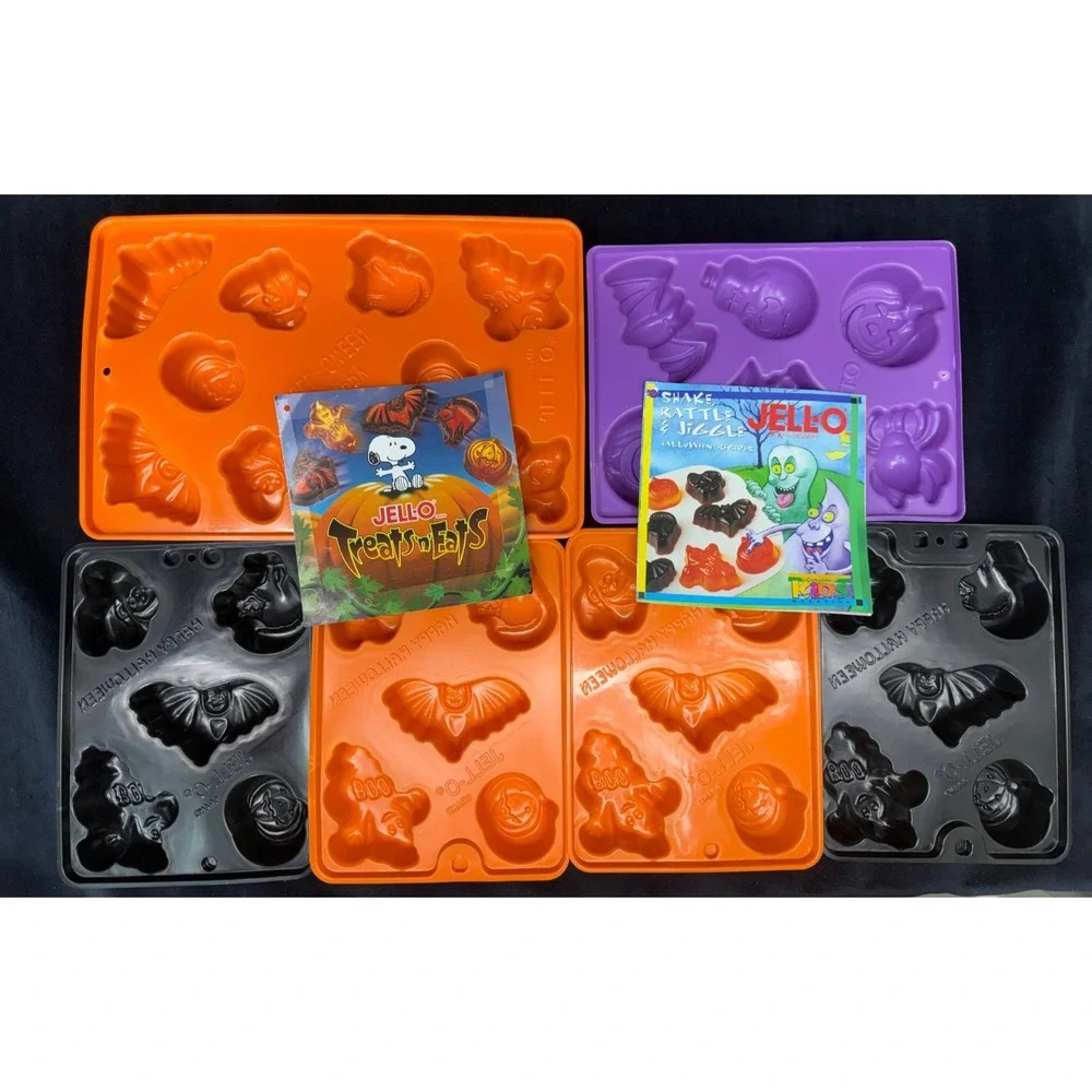 Jello Jiggler Molds Halloween Creepy Jigglers 6 Trays & Recipe Book Jello Shots